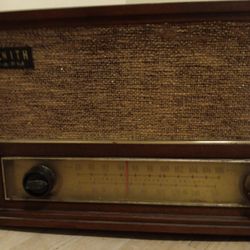 Nice Old (working) zenith two radio 1(contact info removed) $125 F