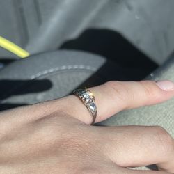 Size 4 Pinky White Gold Diamond Ring