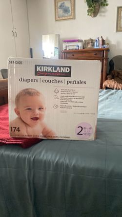 Diapers couches pañales