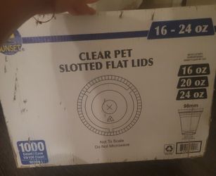 CLEAR PET SLOTTED FLAT LIDS