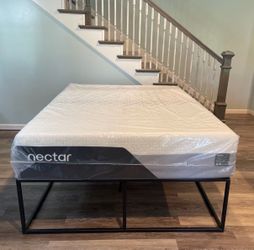 Full Size Nectar Premier Memory Foam Mattress - Like New Condition