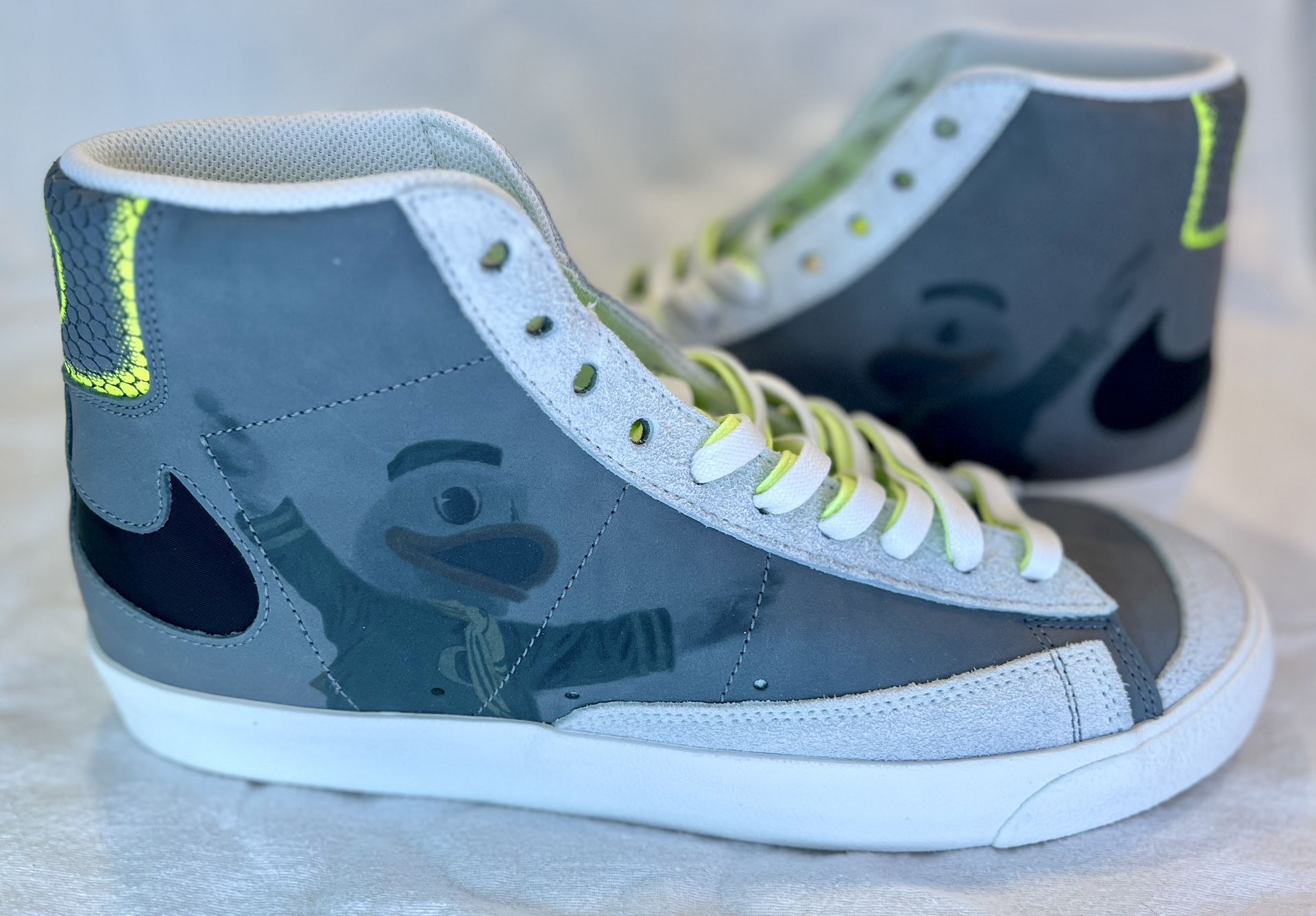 Oregon Ducks Team Issue Nike Shoes