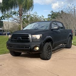Toyota Tundra🔥