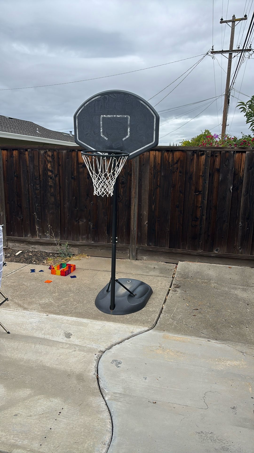 Adjustable Basketball Hoop - 5-8ft