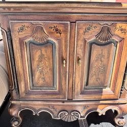 Drexel Heritage Louis XV French Provincial Nightstand 
