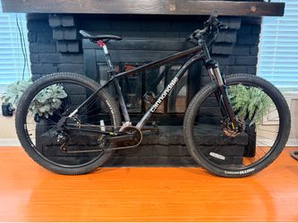 29” Cannondale Trail 7 Mountain Bike