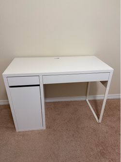Desk White