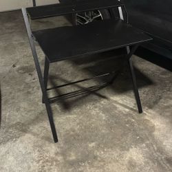 Foldable Gaming Desk