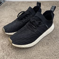NMD R2