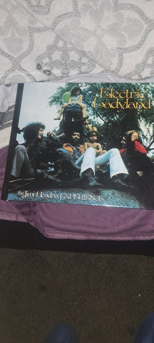 Hendrix 50th Anniversary Electric Ladyland 4 CD Box Set 1 Blue Ray Included