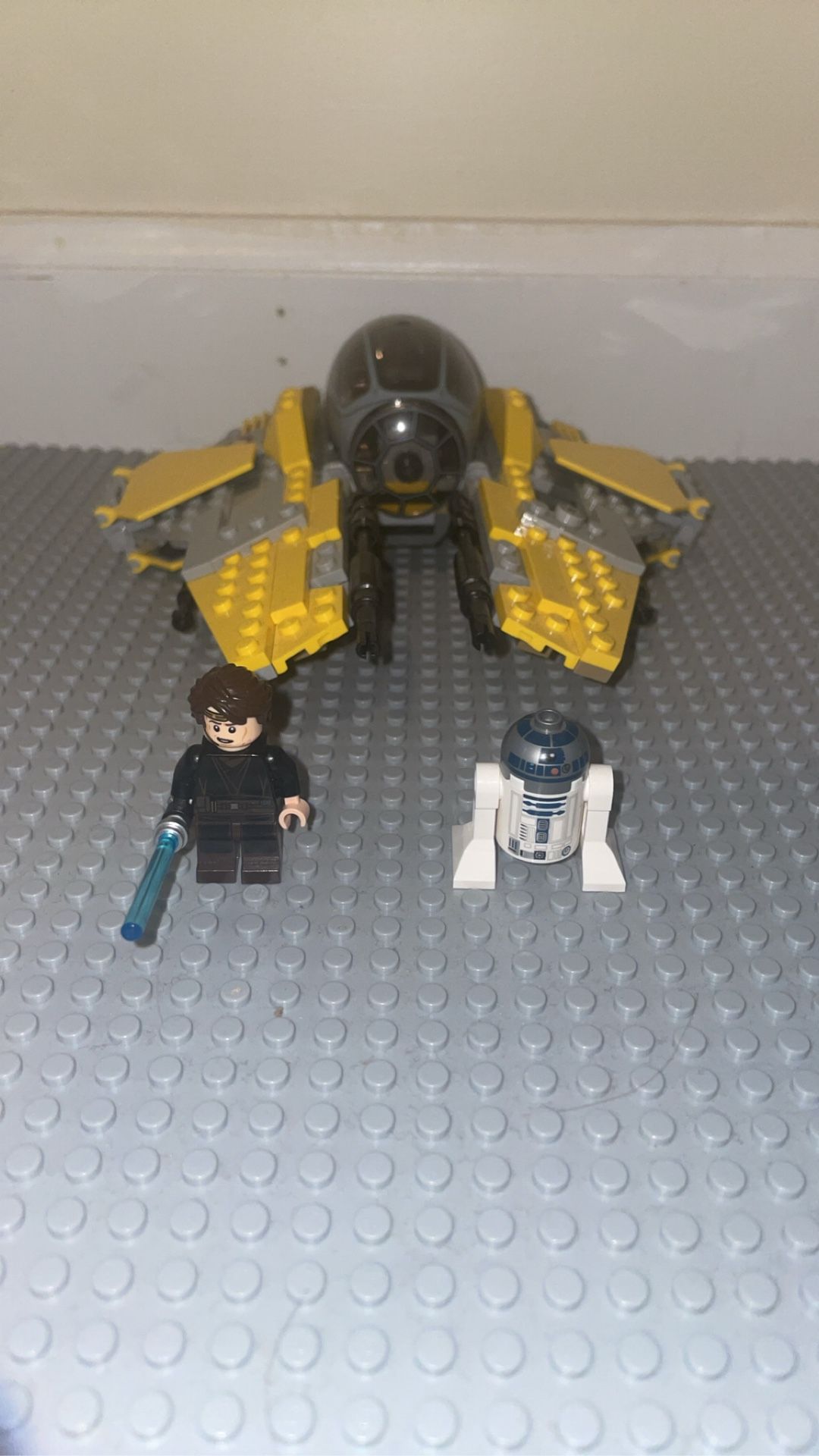 LEGO Star Wars Anakin’s Jedi Interceptor 75281