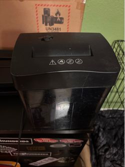 Mini Paper Shredder