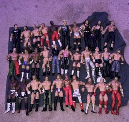 31 Classic WWE Figures 