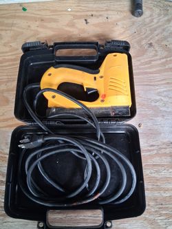 Electrical stapler