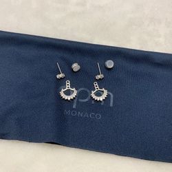 earring