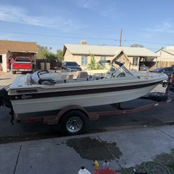 1987 Fiesta Boat. WATER READY