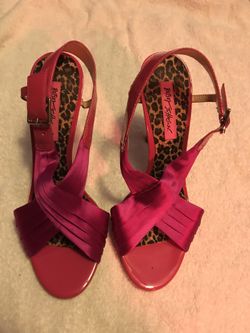 Betty Johnson pink heels size 9
