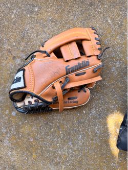Franklin glove baseball