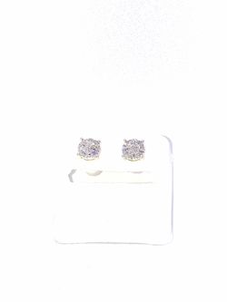 10K Yellow Gold 0.50CT diamond earrings