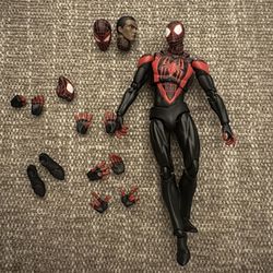 Mafex N.276 Spiderman Miles Morales Comic 