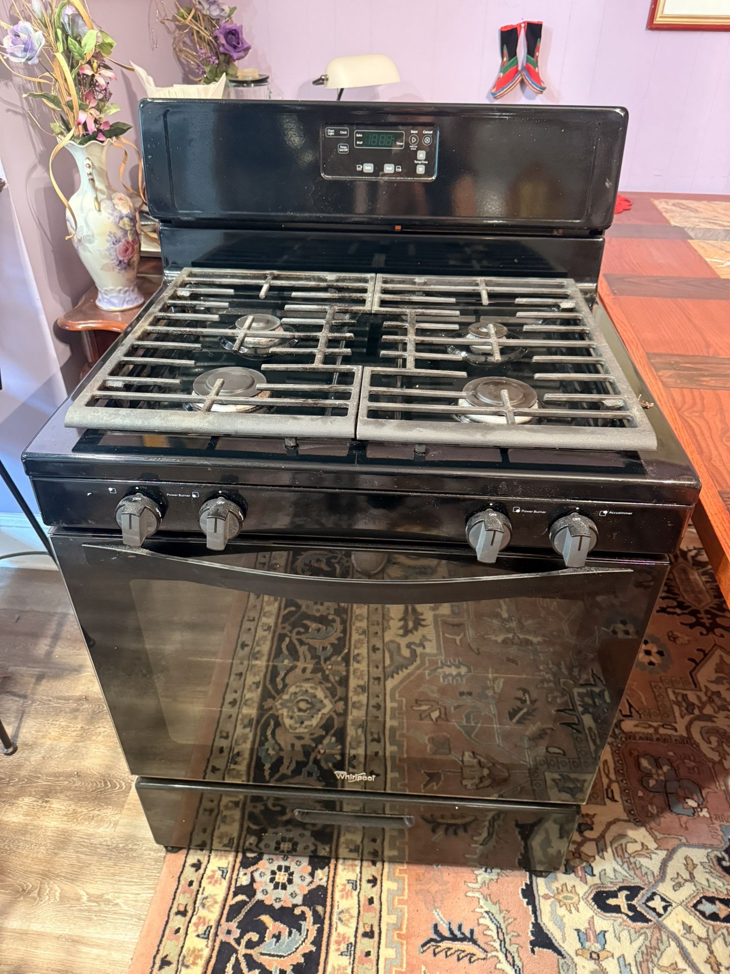 Gas Stove In Great Condition
