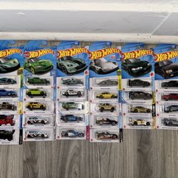 28x HOTWHEELS LOT