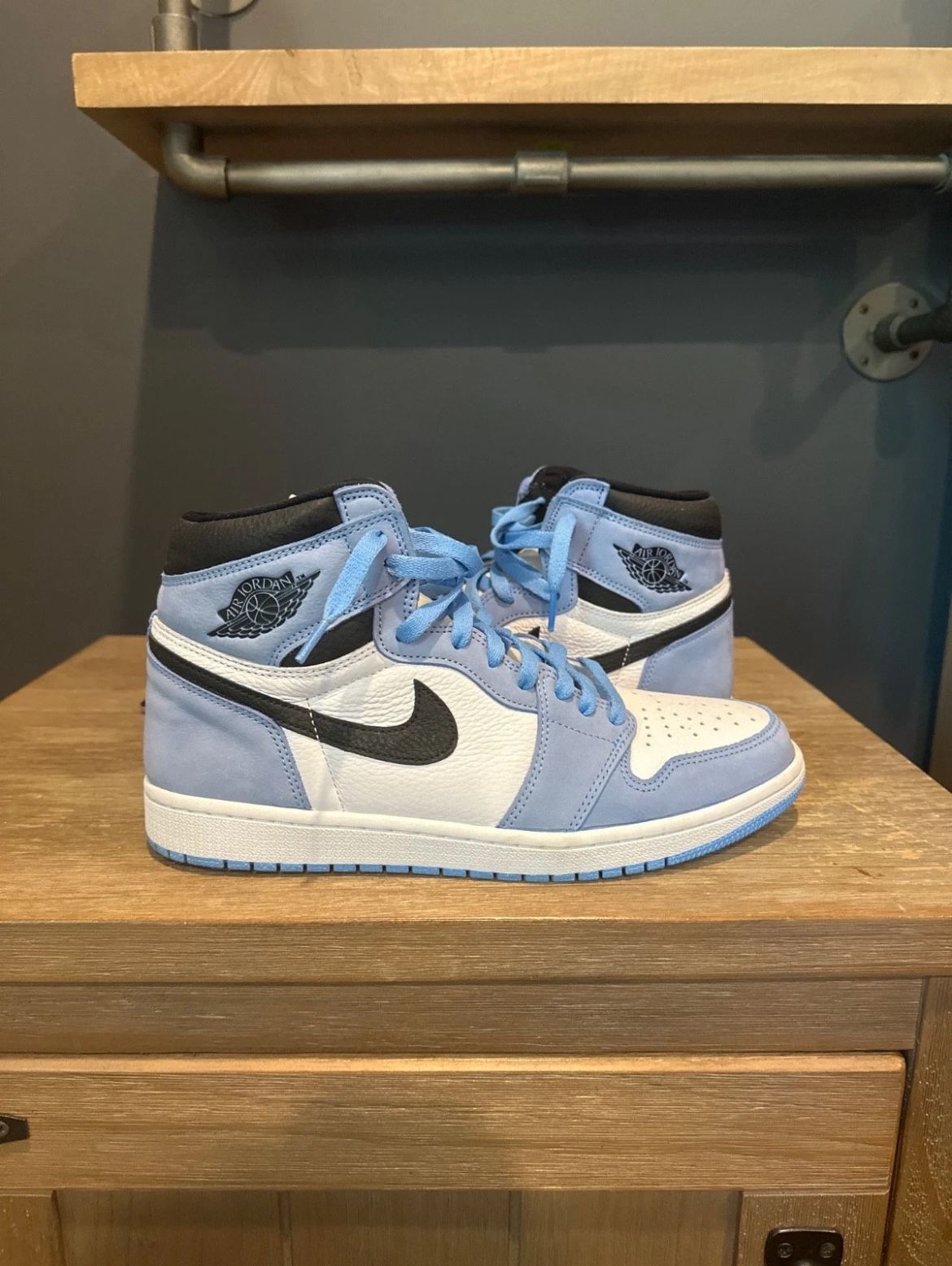 Jordan 1 Unc