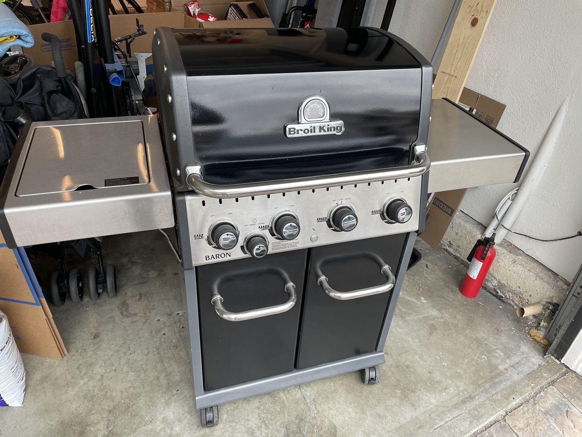 Neuropati Lydig auroch Gas BBQ For Sale Broil King Baron 440 PRO for Sale in San Jose, CA - OfferUp