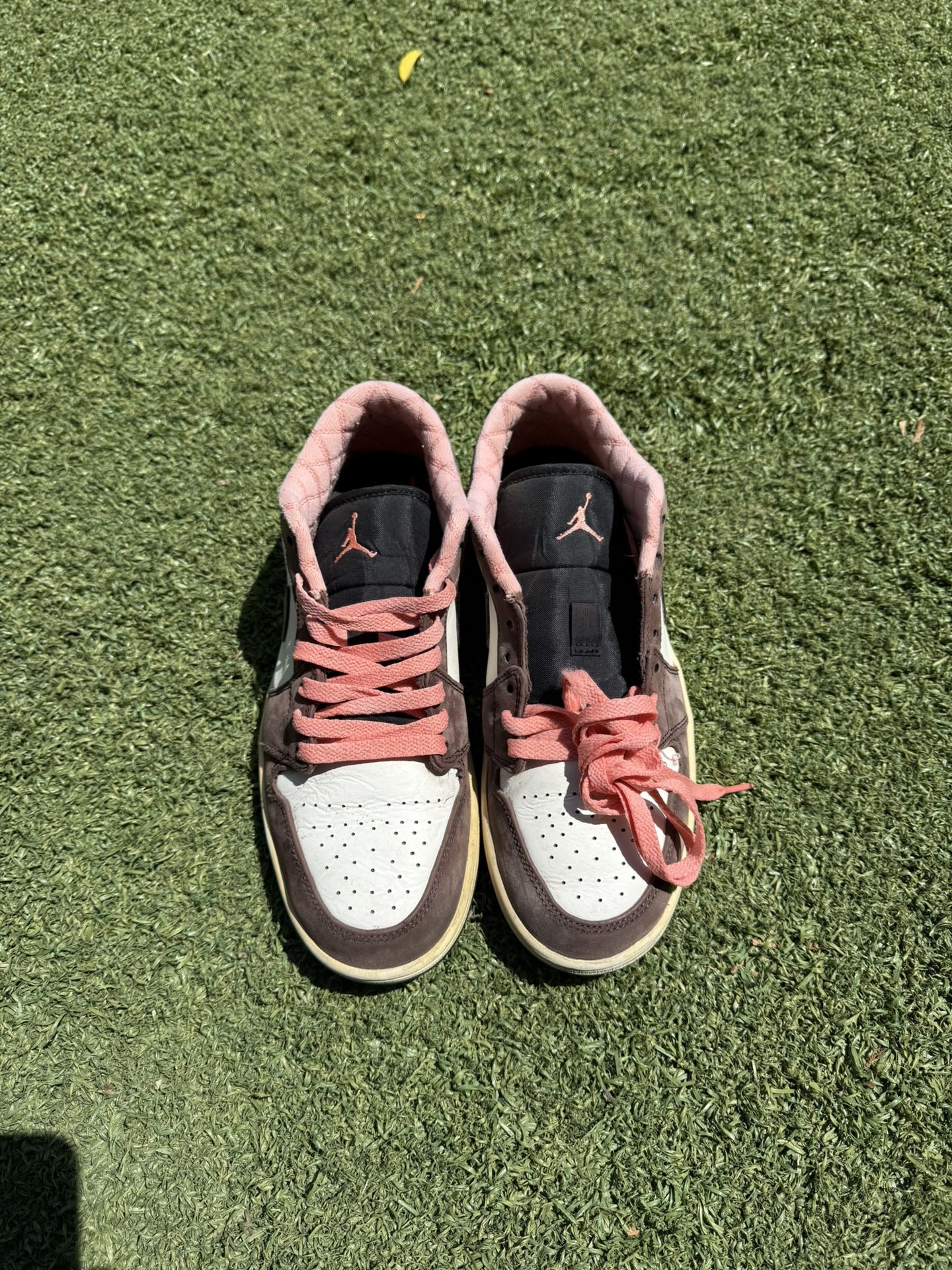 Nike Air Jordan 1 Low SE mocha
