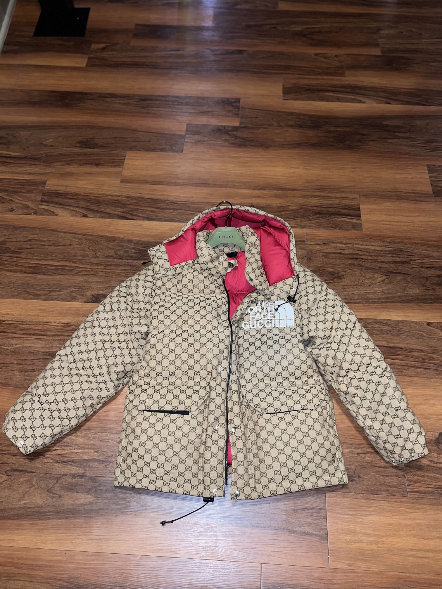 Gucci North face Coat 