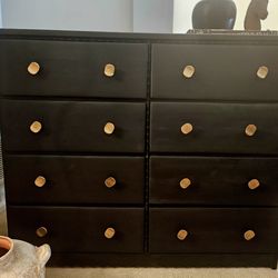 Stunning Solid Dresser/Chest Of Drawers