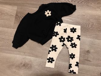 Black flower set