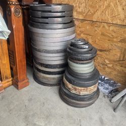 945lbs Of 21 Olympic 45lbs Plate Set