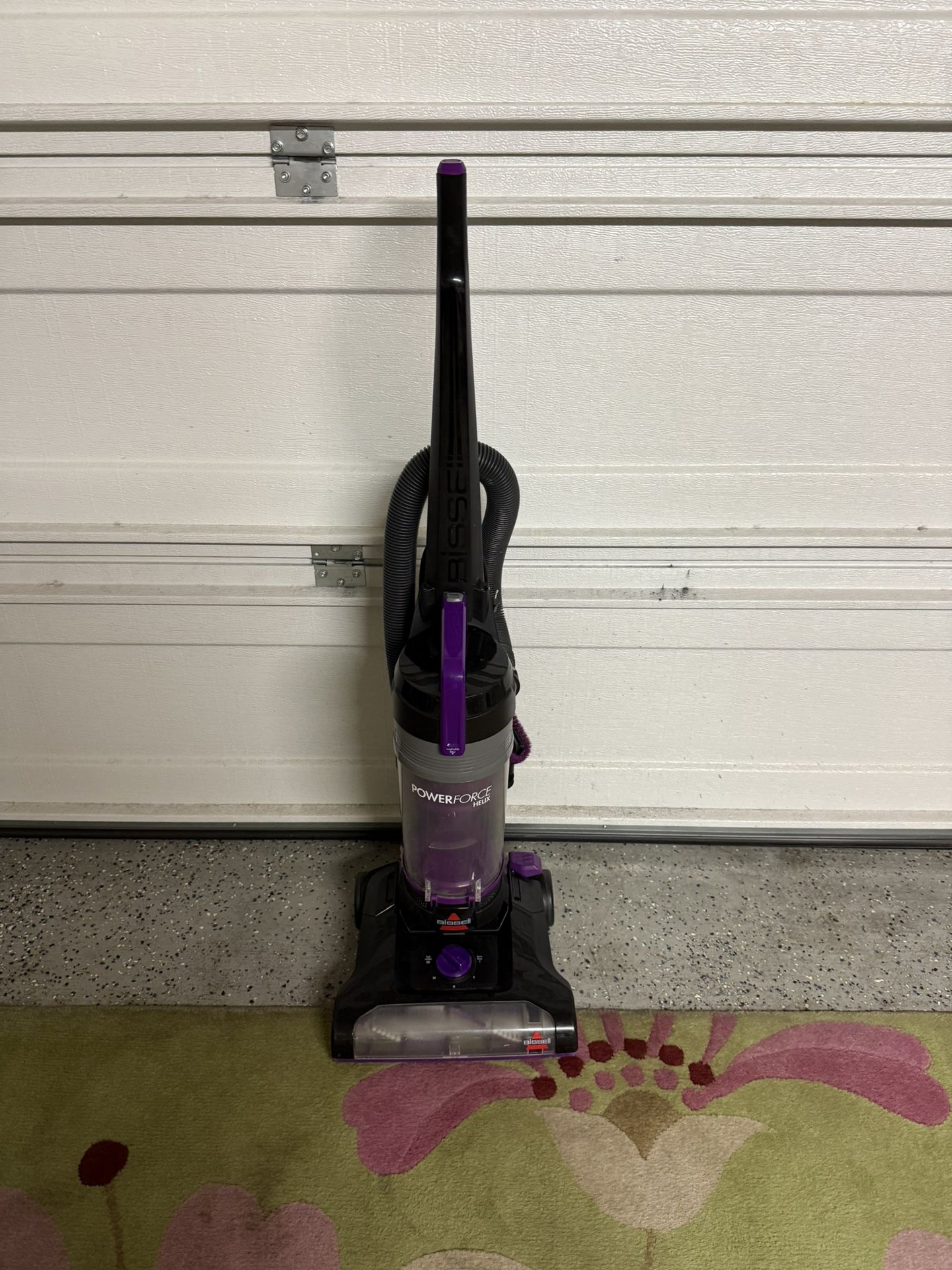 Bissell Powerforce Helix Upright Vacuum Cleaner