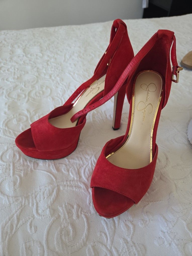 Womens Shoes 7.5 - 8