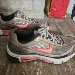 Nike Air Tri-D Running Women Shoes Size 9
