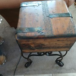 2 end tables