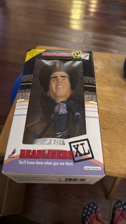 Headliners XL NHL Hockey Figure Limited Edition