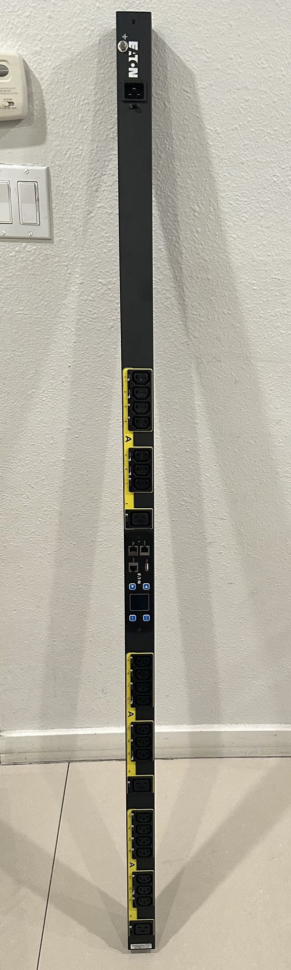 Eaton Rack mountable Power Distribution Unit