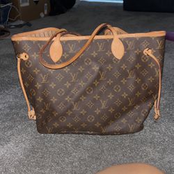 Louis Vuitton Monogram Neverfull Tote Bag for Sale in Austin, TX - OfferUp