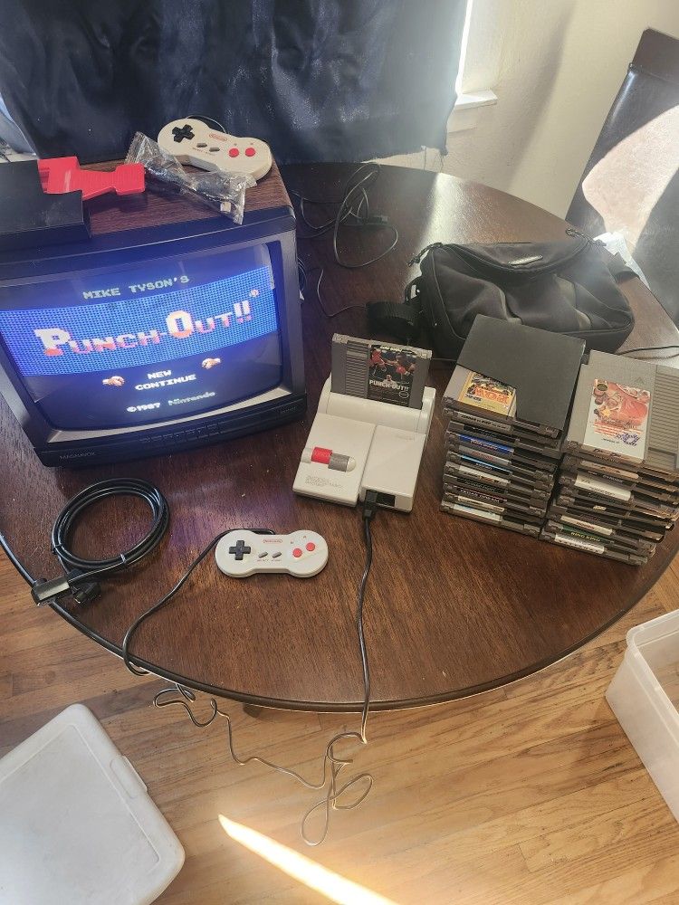 NES TOP LOADER BUNDLE (WITH TV)