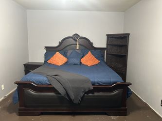 Bedroom set