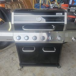 Nexgrill Gourment Pro 6 Burner