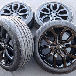 22" Range Rover Gloss Black OEM Wheels And Tires 