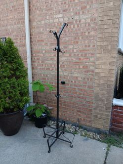 75" IKEA Freestanding Heavy Duty  Metal Coat Stand  w/ multiple  tiers of hooks and a 4 legged base