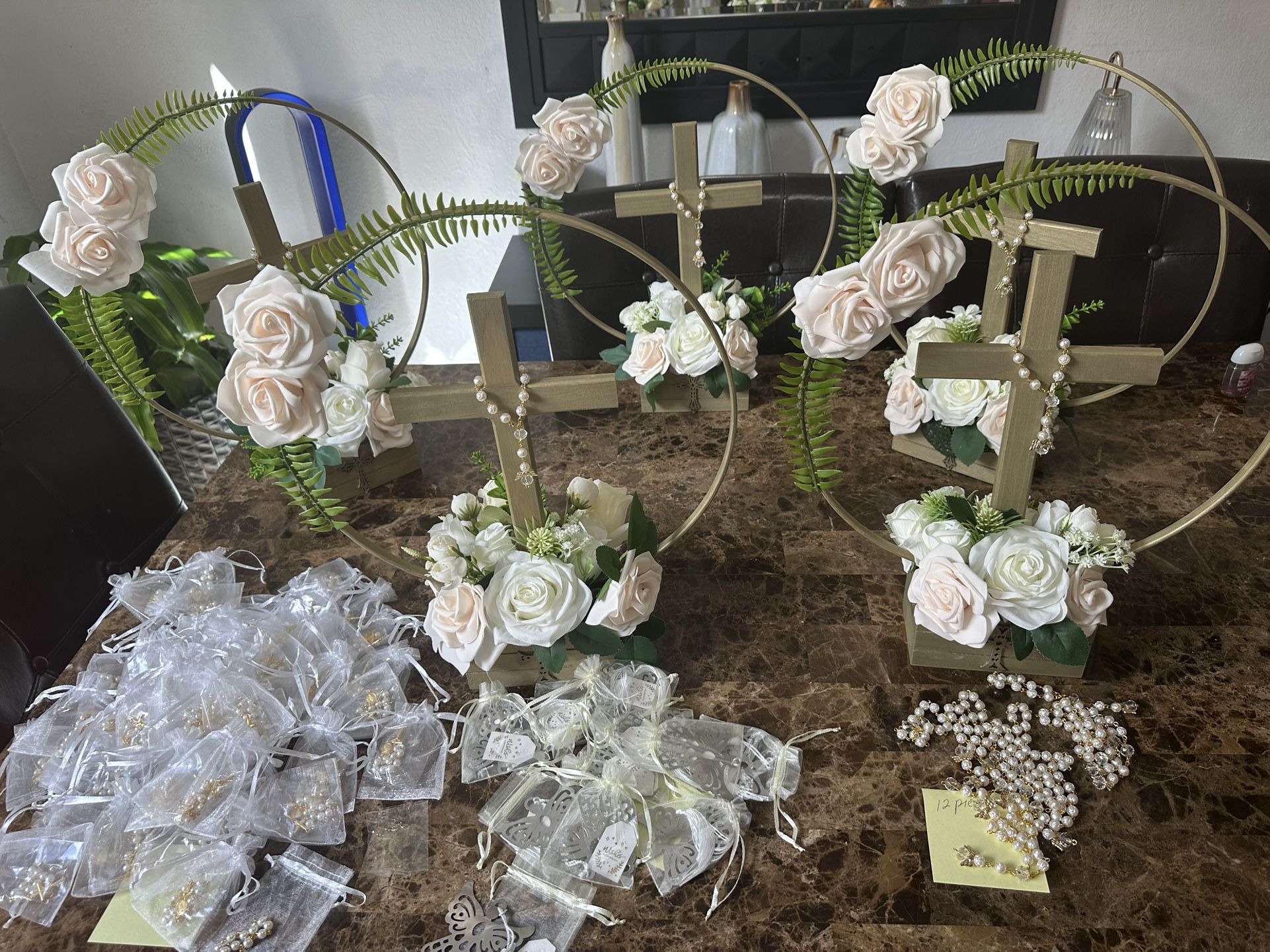 Decoración y regalos para Bautizo.