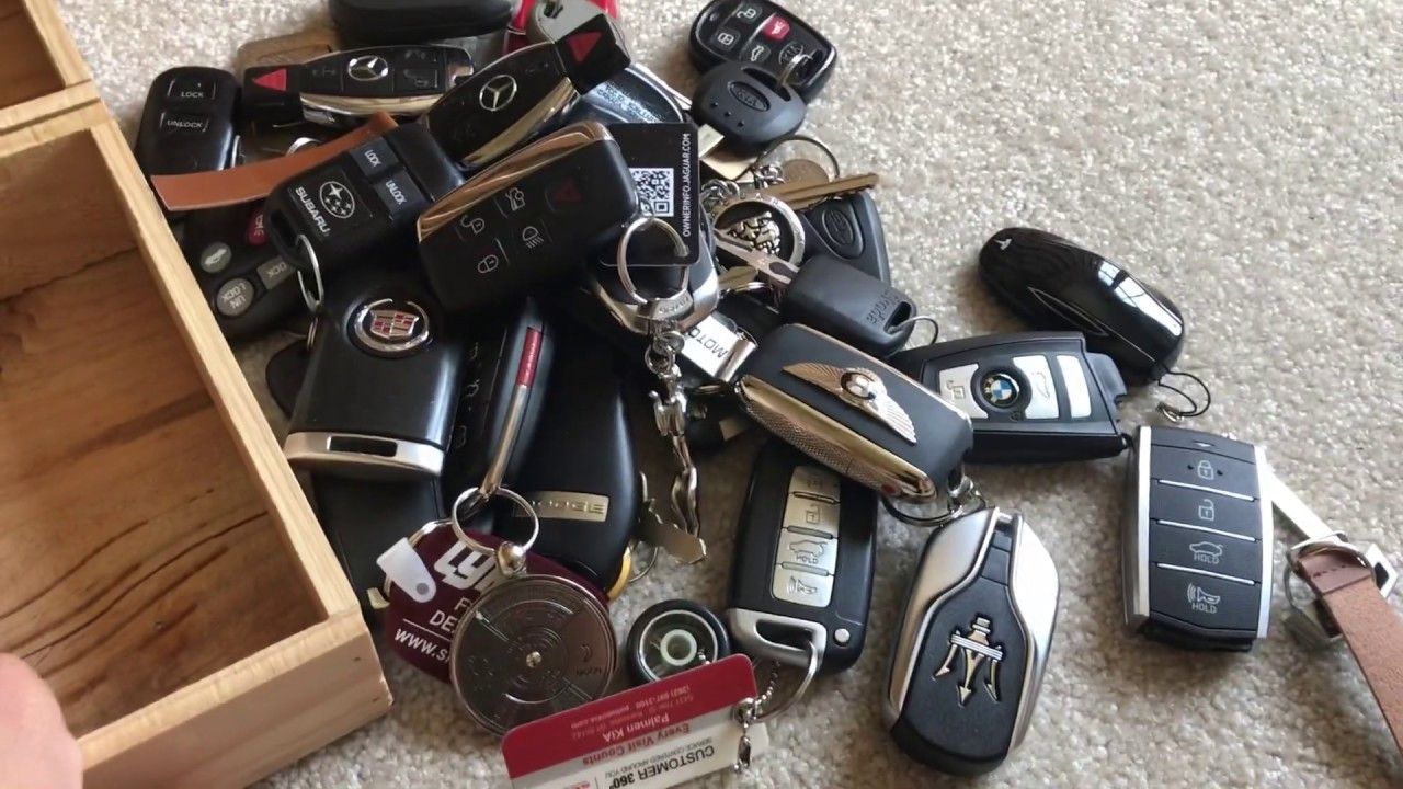 Bmw new key fob Lexus key fob Nissan key Jeep key Bentley key Toyota key fob