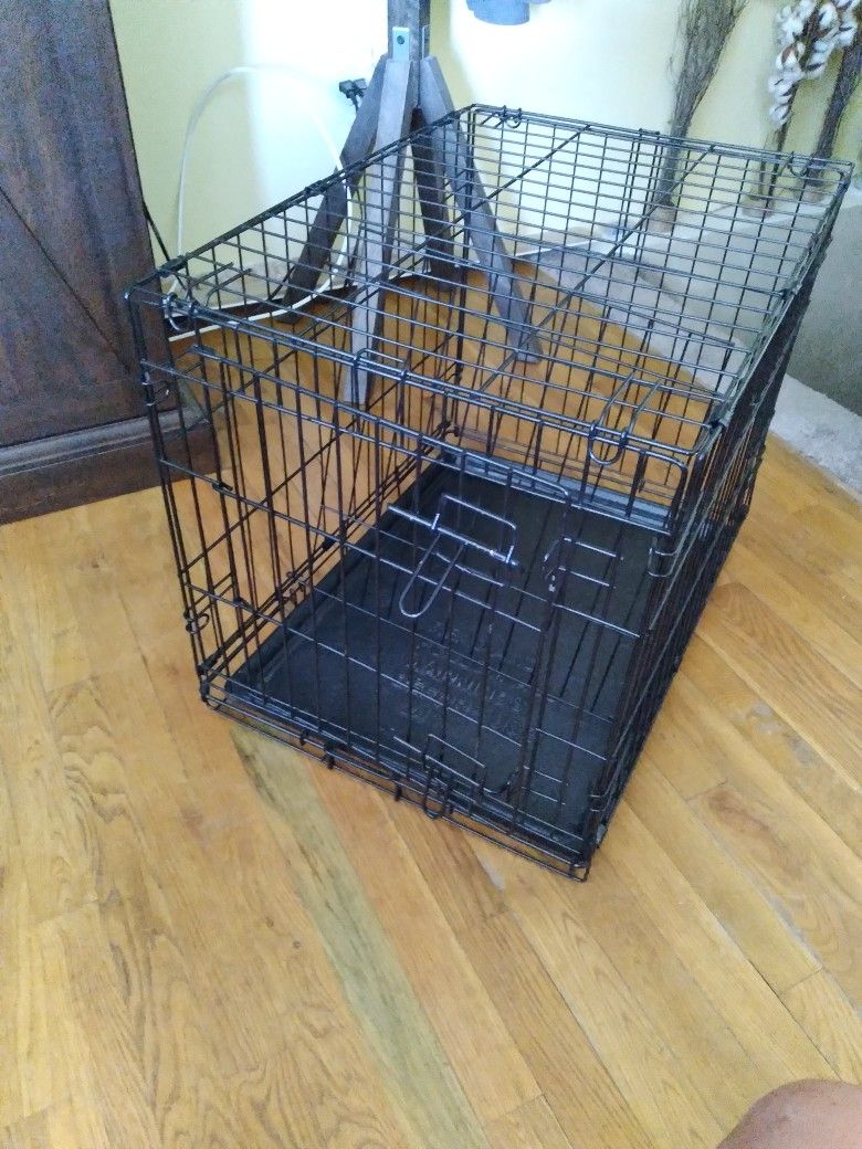Medium Dog Crate