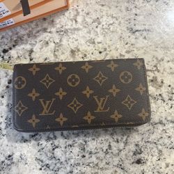 Wallets LV