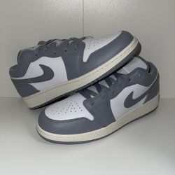 Jordan 1 Low Stealth 